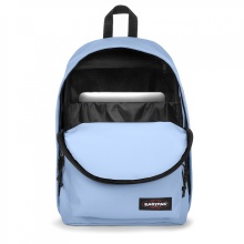 Eastpak Alltags-Rucksack Out Of Office Cerulean hellblau 27 Liter